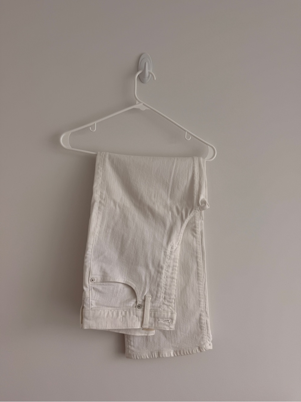 Madewell White Ankle-Length Cropped Jeans